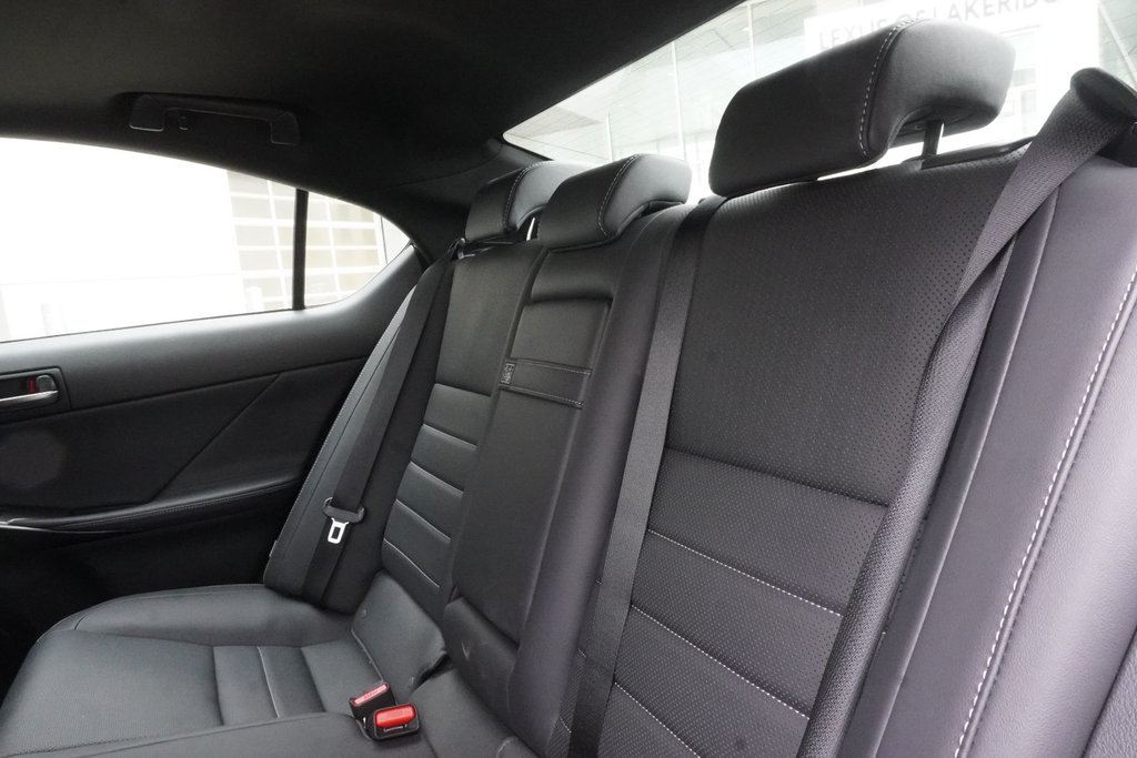 2026 Lexus IS 350 AWD F SPORT 2|MOONROOF|CARPLAY|H/V FRONT SEATS in Ajax, Ontario at Lexus of Lakeridge - 10 - w1024h768px