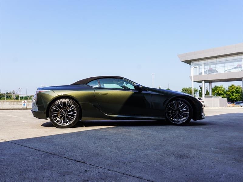 2024 Lexus LC Convertible 500 in Ajax, Ontario at Lakeridge Auto Gallery - 27 - w1024h768px