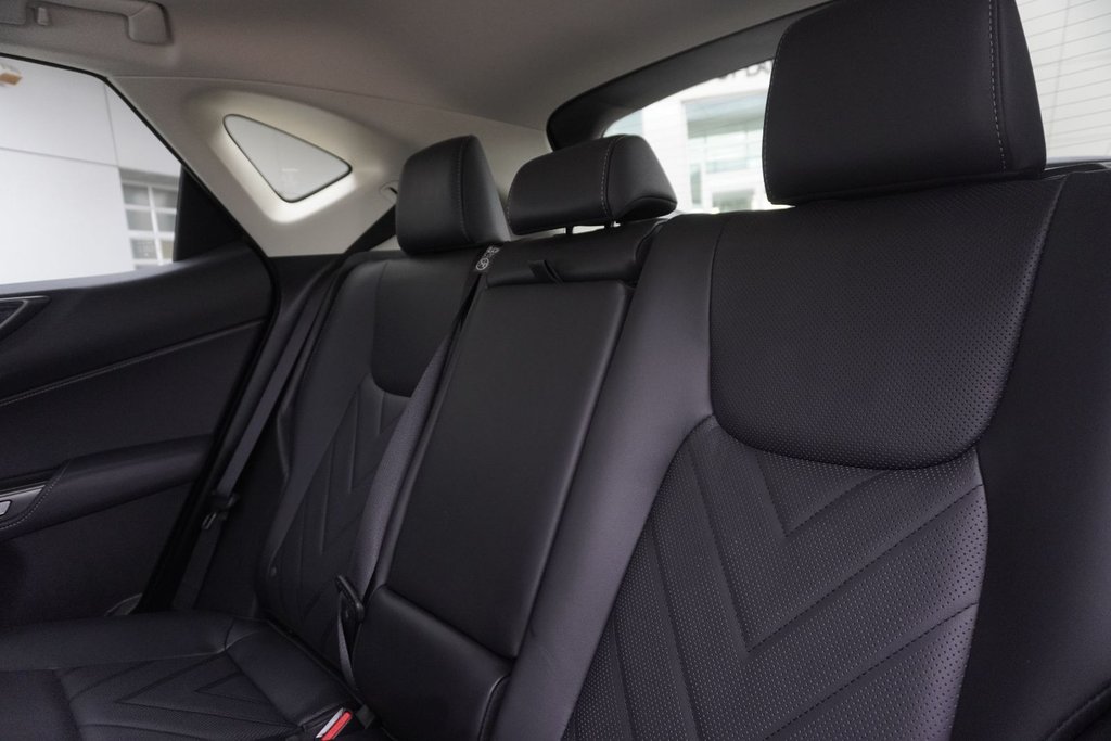 2024 Lexus NX 450h + ULTRA PREMIUM|H/V FRONT SEATS|MOONROOF|CARPLAY in Ajax, Ontario at Lexus of Lakeridge - 11 - w1024h768px