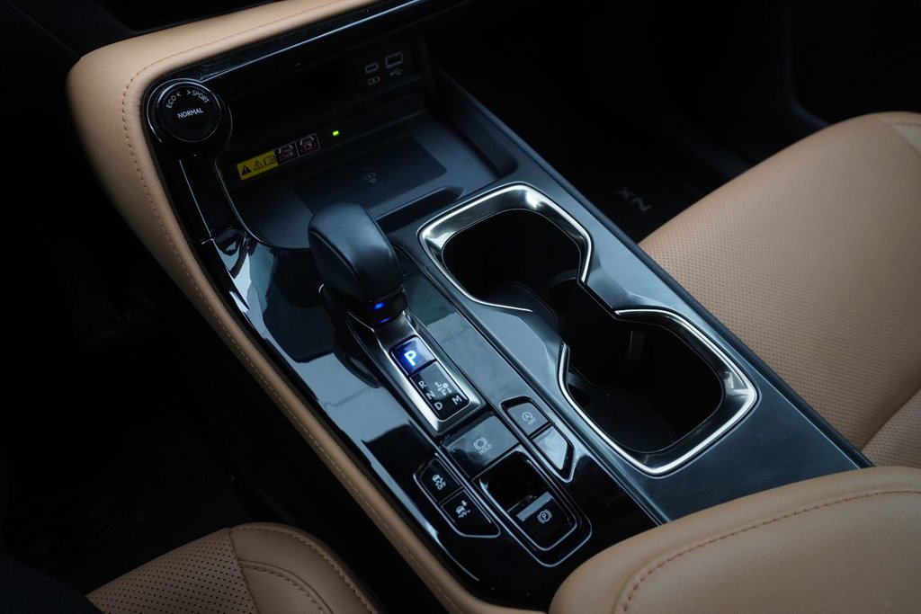 2022 Lexus NX 350 LUXURY|WIRELESS|14 DISPLAY|H/V FRONT SEATS in Ajax, Ontario at Lexus of Lakeridge - 5 - w1024h768px
