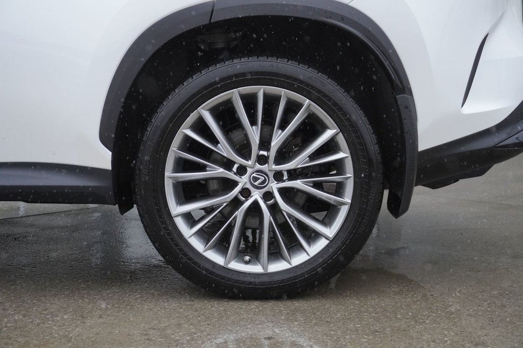 2022 Lexus NX 350 LUXURY|WIRELESS|14 DISPLAY|H/V FRONT SEATS in Ajax, Ontario at Lexus of Lakeridge - 10 - w1024h768px