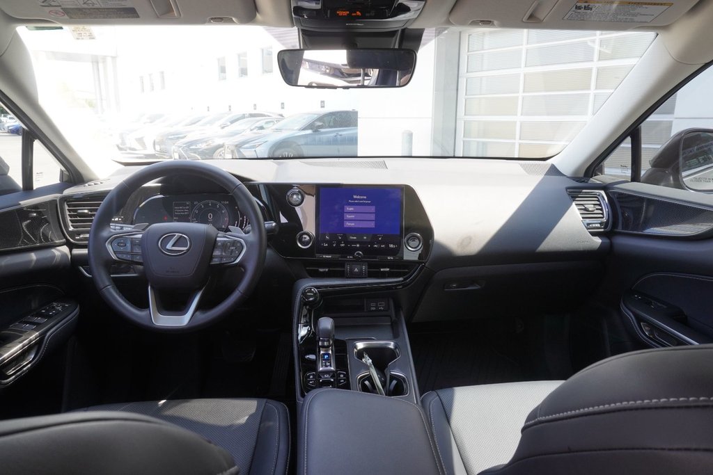 2023 Lexus NX 250 AWD SIGNATURE|CARPLAY|HEATED FRONT SEATS in Ajax, Ontario at Lexus of Lakeridge - 13 - w1024h768px