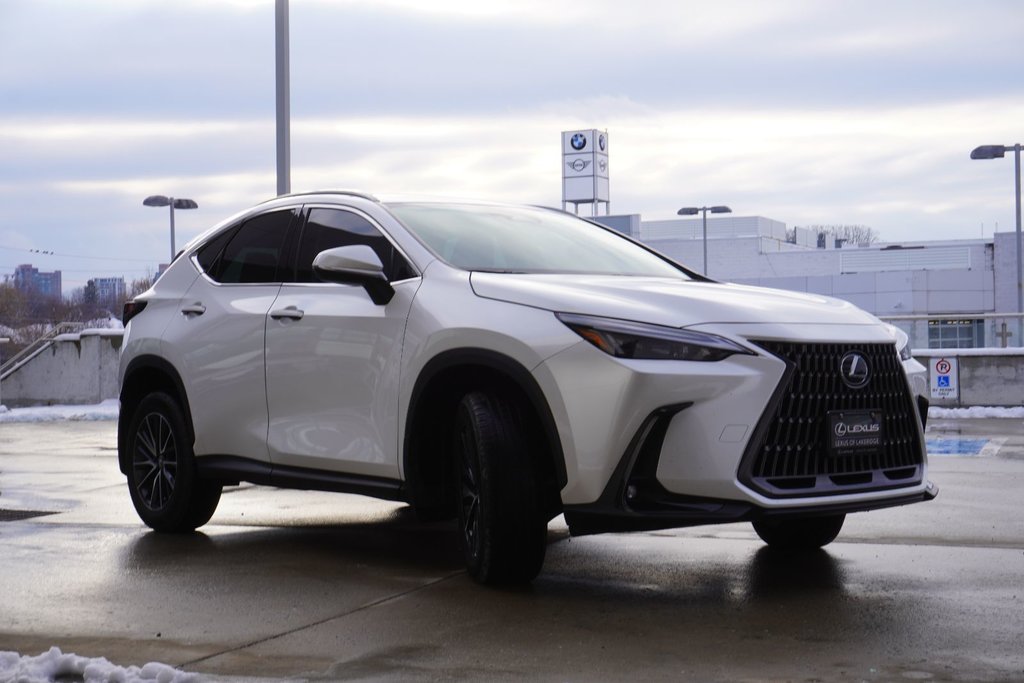 2024 Lexus NX 250 AWD 9.8 DISPLAY|WIRELESS|CAMERA|BLIND SPOT|EC in Ajax, Ontario at Lakeridge Auto Gallery - 15 - w1024h768px