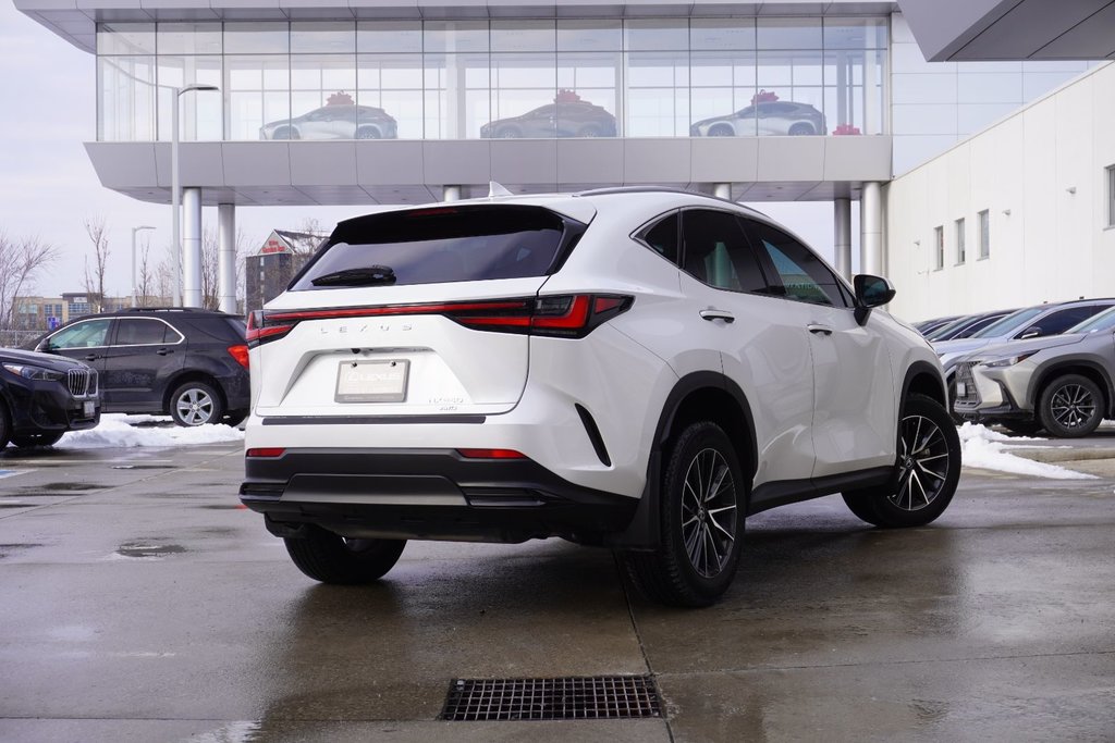 2024 Lexus NX 250 AWD 9.8 DISPLAY|WIRELESS|CAMERA|BLIND SPOT|EC in Ajax, Ontario at Lakeridge Auto Gallery - 16 - w1024h768px