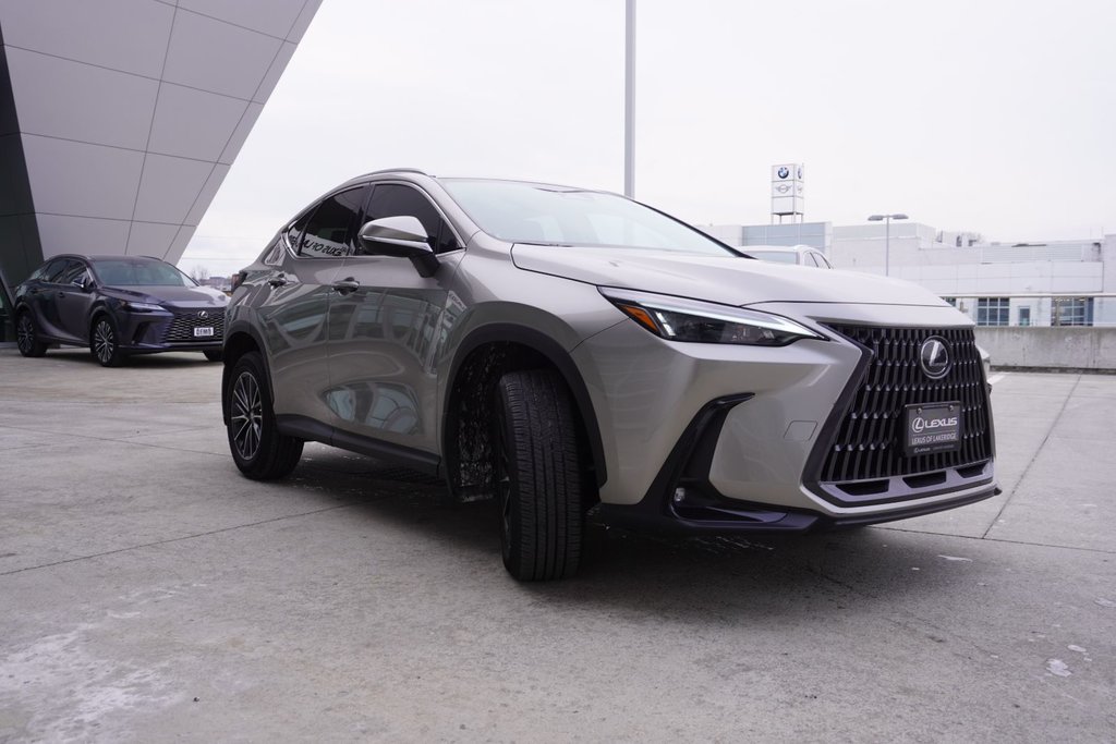 2024 Lexus NX 250 AWD SIGNATURE|9.8DISPLAY|CARPLAY|BLIND SPOT in Ajax, Ontario at Lakeridge Auto Gallery - 15 - w1024h768px