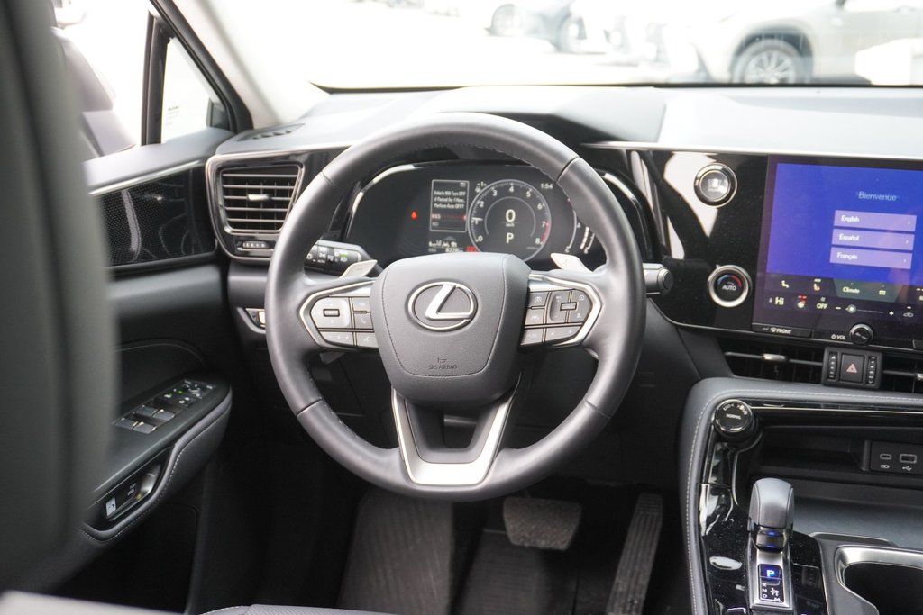 2024 Lexus NX 250 AWD SIGNATURE|9.8DISPLAY|CARPLAY|BLIND SPOT in Ajax, Ontario at Lakeridge Auto Gallery - 13 - w1024h768px