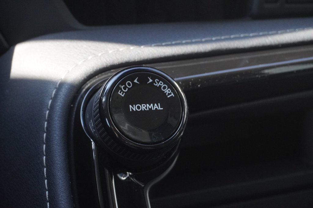 2024 Lexus NX 350 PREMIUM|9.8 DISPLAY|CARPLAY|MOONROOF|B/SPOT in Ajax, Ontario at Lakeridge Auto Gallery - 9 - w1024h768px