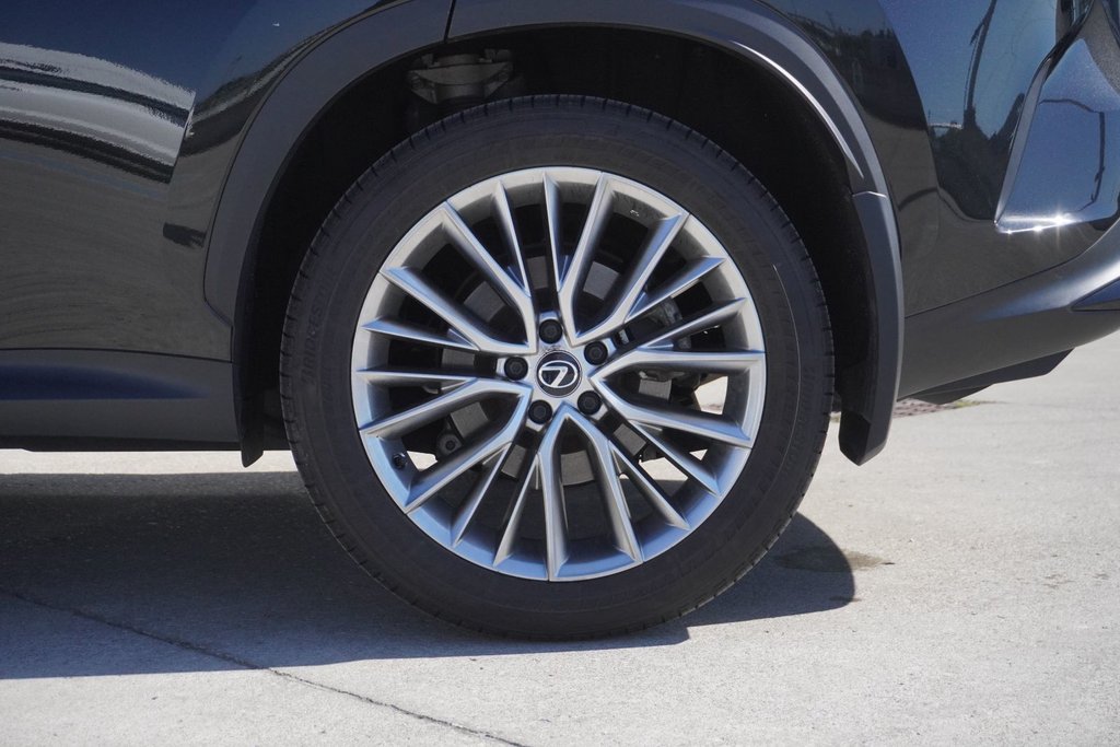 2024 Lexus NX 350 LUXURY|WIRELESS|14 DISPLAY|H/V FRONT SEATS in Ajax, Ontario at Lexus of Lakeridge - 16 - w1024h768px