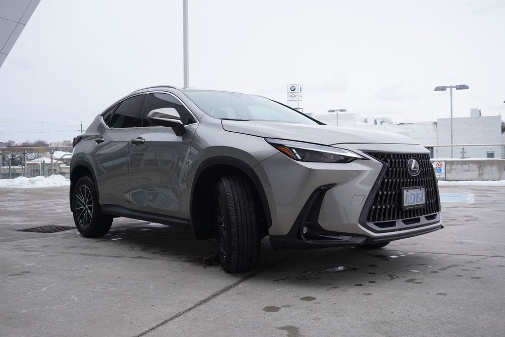 2025 Lexus NX 350 PREMIUM|MOONROOF|DRIVE MODE SELECT|AMBIENT in Ajax, Ontario at Lakeridge Auto Gallery - 17 - w1024h768px