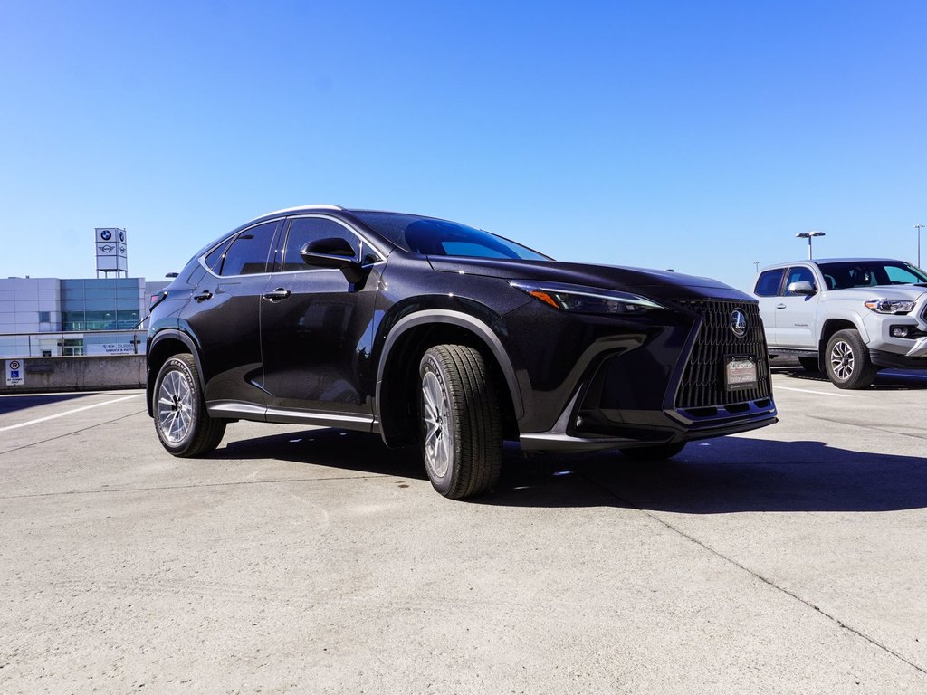 2025 Lexus NX 250 SIGNATURE in Ajax, Ontario at Lakeridge Auto Gallery - 14 - w1024h768px