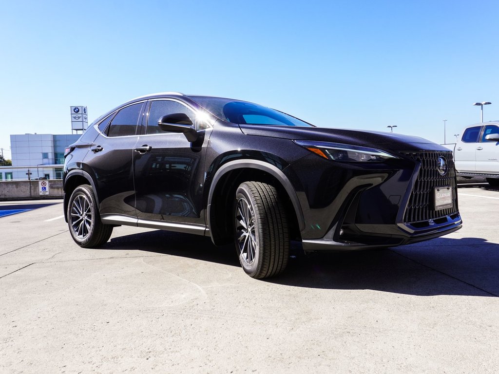 2025 Lexus NX 250 SIGNATURE in Ajax, Ontario at Lakeridge Auto Gallery - 13 - w1024h768px