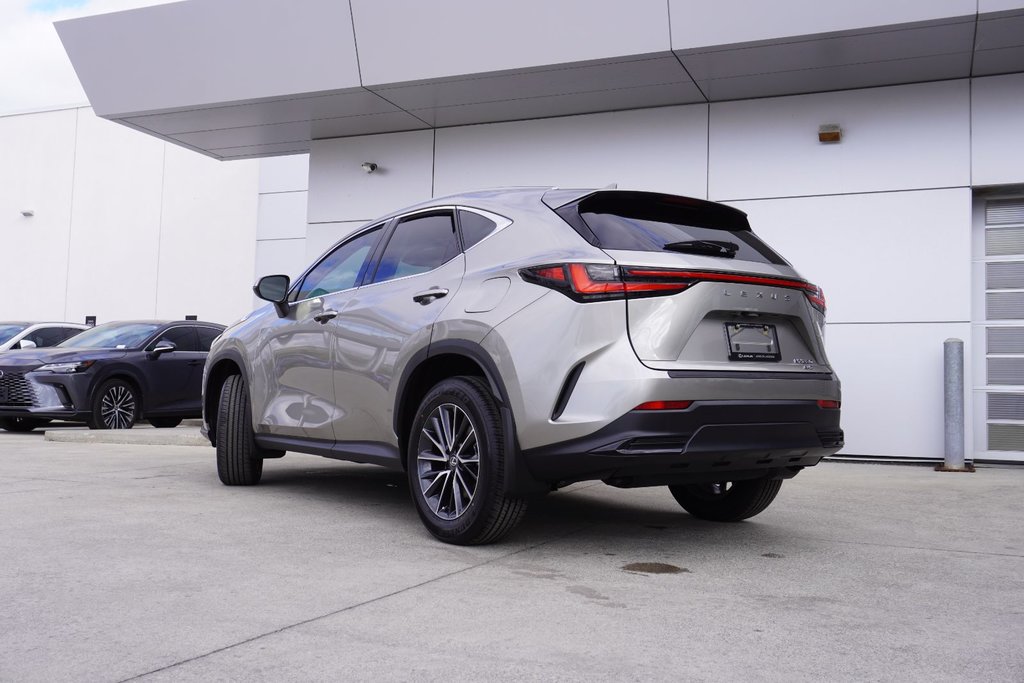 2025 Lexus NX 250 SIGNATURE in Ajax, Ontario at Lakeridge Auto Gallery - 18 - w1024h768px