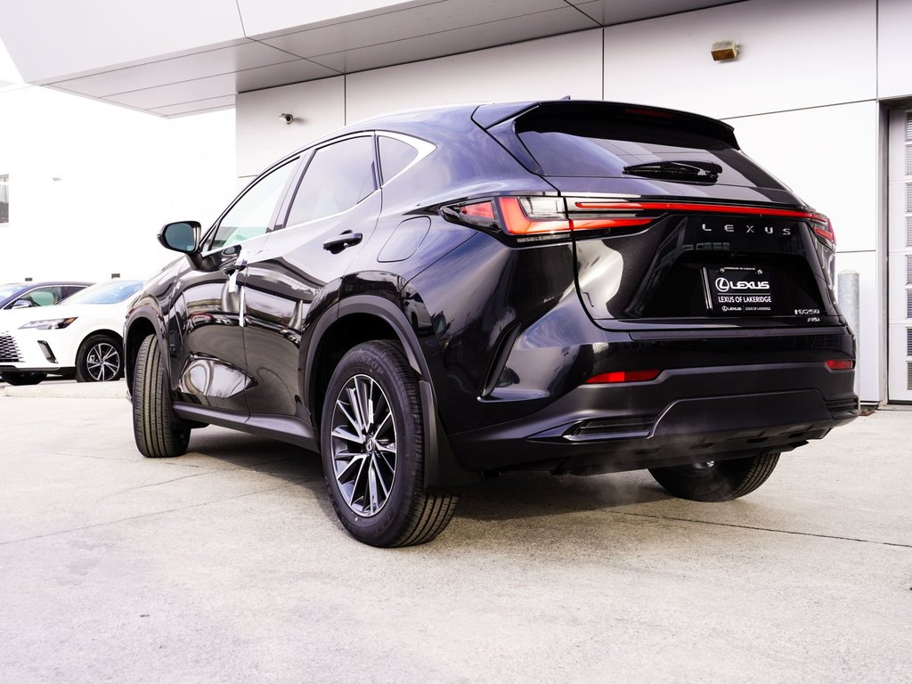 2025 Lexus NX 250 SIGNATURE in Ajax, Ontario at Lakeridge Auto Gallery - 17 - w1024h768px