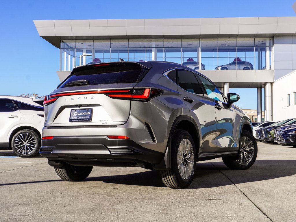 2025 Lexus NX 250 SIGNATURE in Ajax, Ontario at Lakeridge Auto Gallery - 16 - w1024h768px