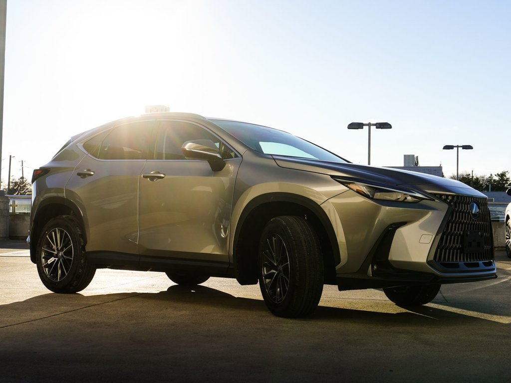 2025 Lexus NX 250 SIGNATURE in Ajax, Ontario at Lexus of Lakeridge - 16 - w1024h768px