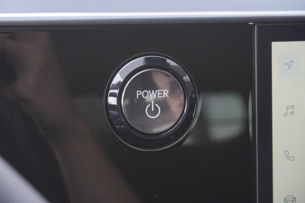 2025 Lexus NX 350h PREMIUM|CARPLAY|BLINDSPOT|SUNROOF|AMBIENT in Ajax, Ontario at Lexus of Lakeridge - 4 - w1024h768px