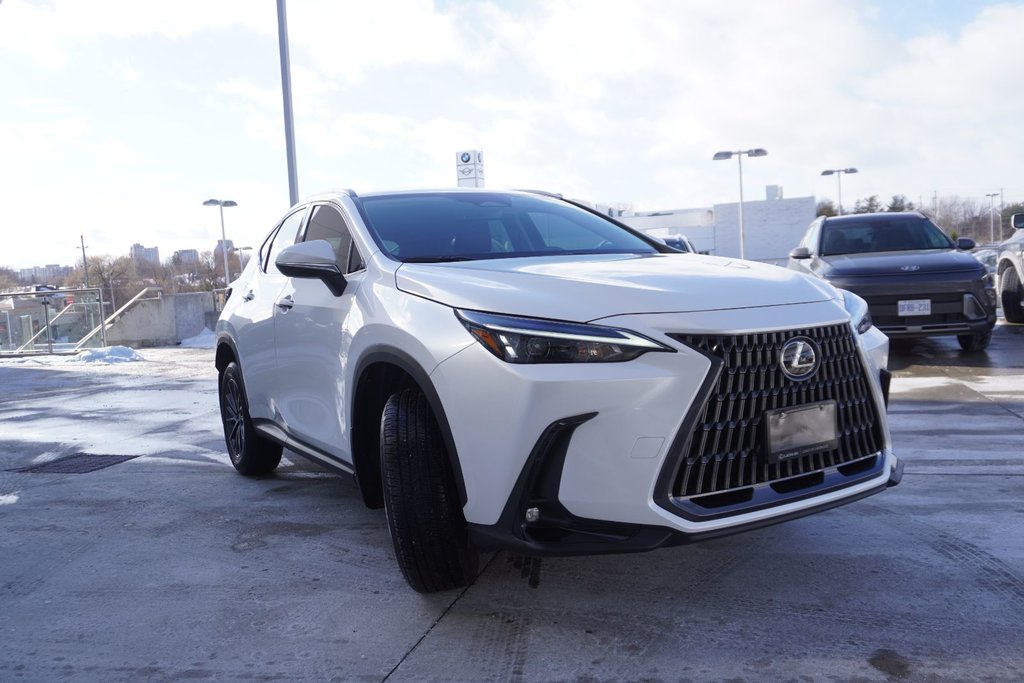 2025 Lexus NX 250 AWD SIGNATURE|CARPLAY|H/STEERING|NAVI in Ajax, Ontario at Lexus of Lakeridge - 13 - w1024h768px