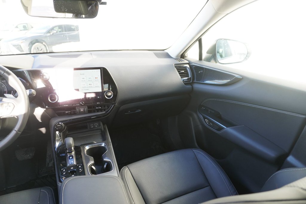 2025 Lexus NX 250 SIGNATURE|CARPLAY|H/STEERING|HEATED FRONT SEATS in Ajax, Ontario at Lexus of Lakeridge - 13 - w1024h768px