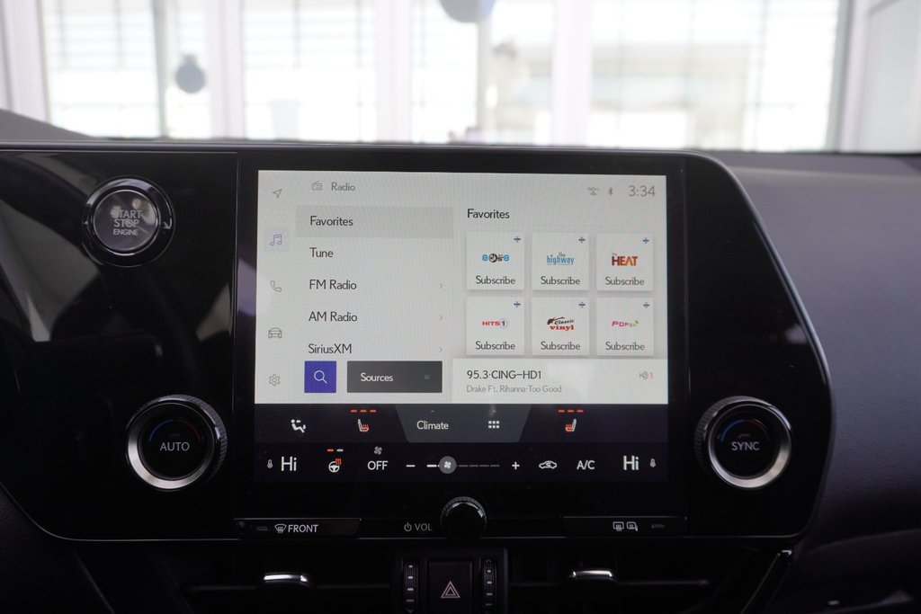 2025 Lexus NX 250 AWD SIGNATURE|CARPLAY|H/STEERING in Ajax, Ontario at Lexus of Lakeridge - 3 - w1024h768px