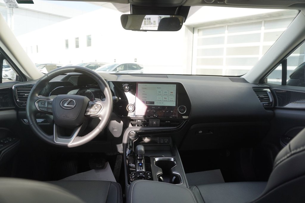2025 Lexus NX 250 AWD SIGNATURE|CARPLAY|H/STEERING in Ajax, Ontario at Lexus of Lakeridge - 9 - w1024h768px