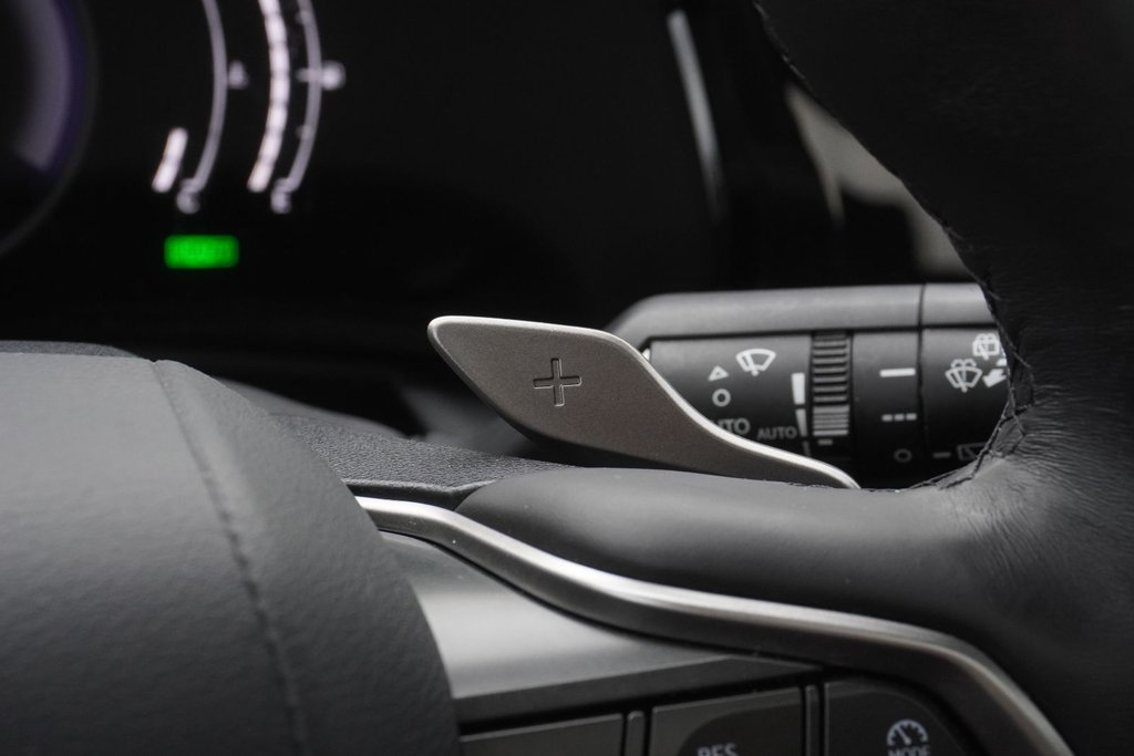 2025 Lexus NX 350h PREMIUM|9.8 DISPLAY|CARPLAY|B/SPOT|MOONROOF in Ajax, Ontario at Lexus of Lakeridge - 6 - w1024h768px