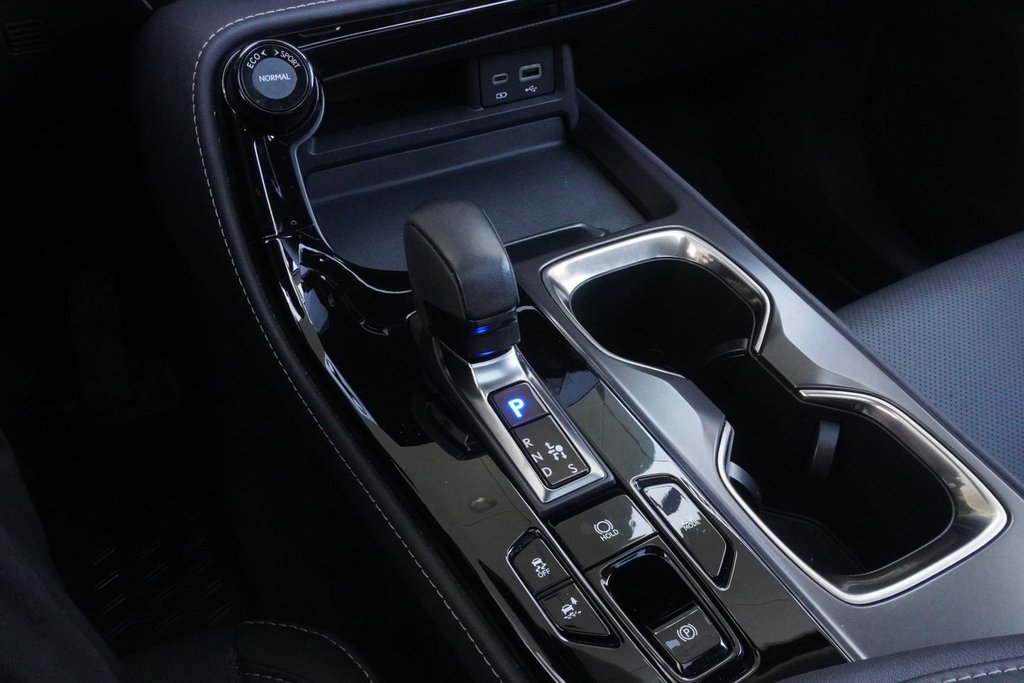 2025 Lexus NX 350h PREMIUM|9.8 DISPLAY|CARPLAY|B/SPOT|MOONROOF in Ajax, Ontario at Lexus of Lakeridge - 5 - w1024h768px