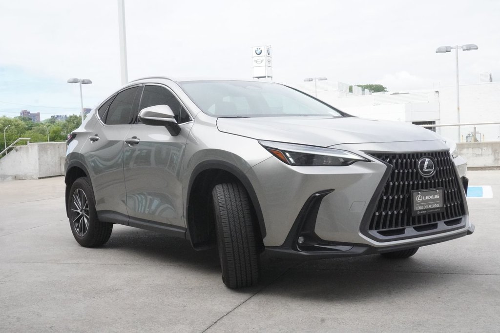 2025 Lexus NX 350h PREMIUM|9.8 DISPLAY|CARPLAY|B/SPOT|MOONROOF in Ajax, Ontario at Lexus of Lakeridge - 12 - w1024h768px