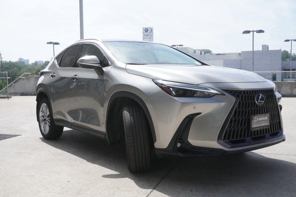 2025 Lexus NX 350 LUXURY|PANORAMIC|14 DISPLAY|WIRELESS|CARPLAY in Ajax, Ontario at Lexus of Lakeridge - 12 - w1024h768px
