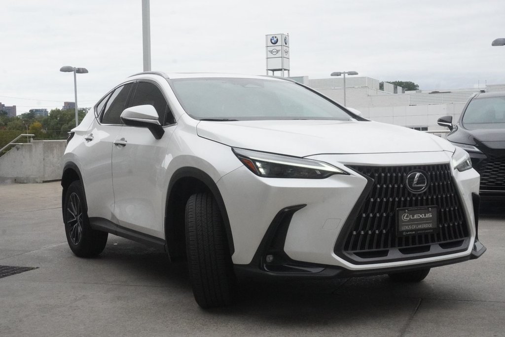 2025 Lexus NX 350 PREMIUM|MOONROOF|H/V FRONT SEATS|CARPLAY in Ajax, Ontario at Lexus of Lakeridge - 13 - w1024h768px