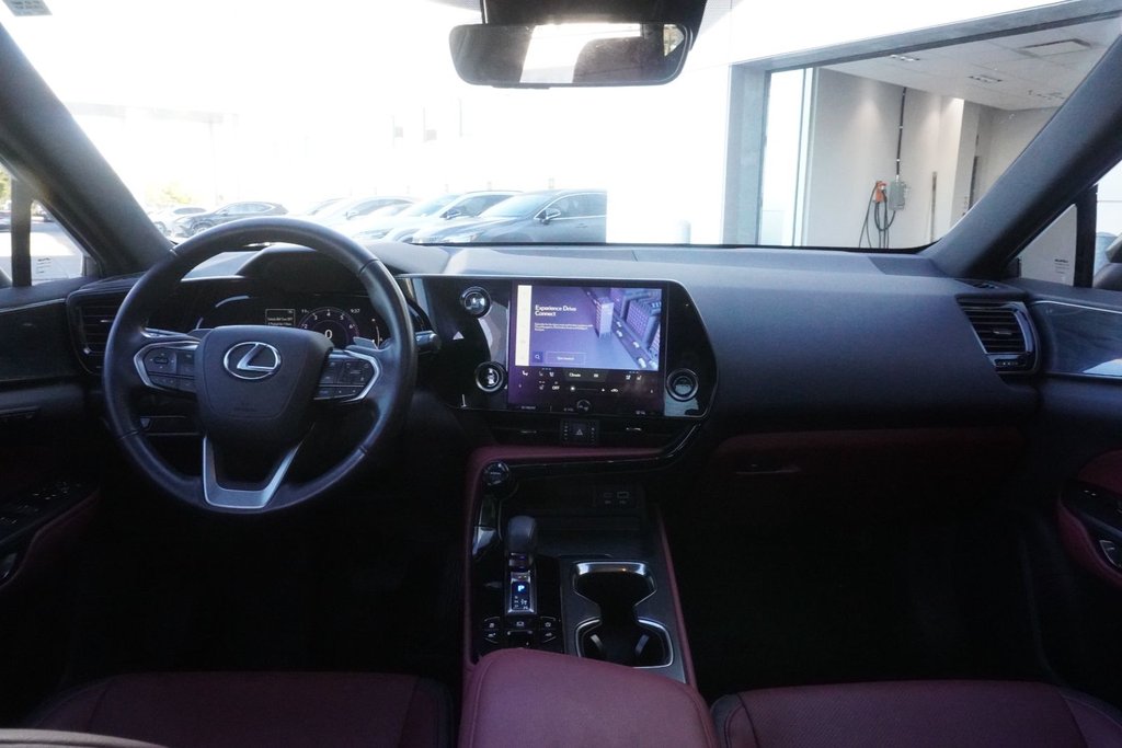 2025 Lexus NX 350 PREMIUM|MOONROOF|H/V FRONT SEATS|CARPLAY in Ajax, Ontario at Lexus of Lakeridge - 9 - w1024h768px