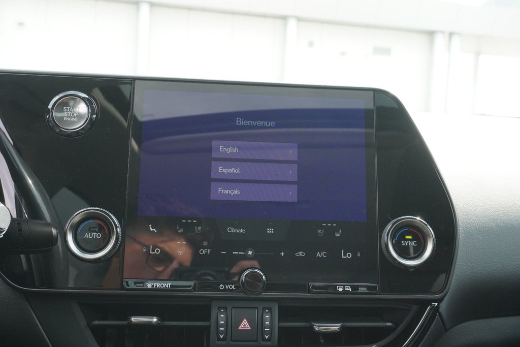 2026 Lexus NX 350 PREMIUM|CARPLAY|H/V FRONT SEATS|MOONROOF in Ajax, Ontario at Lakeridge Auto Gallery - 5 - w1024h768px