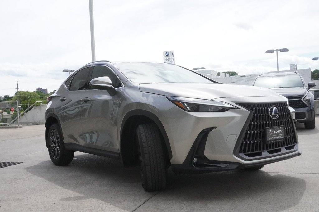 2026 Lexus NX 350 PREMIUM|9.8 DISPLAY|CARPLAY|B/SPOT|MOONROOF in Ajax, Ontario at Lexus of Lakeridge - 13 - w1024h768px