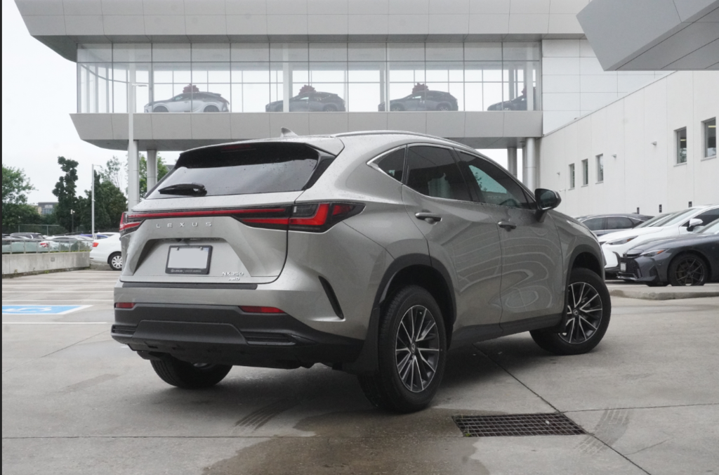 2026 Lexus NX 350 PREMIUM|MOONROOF|H/V FRONT SEATS|CARPLAY in Ajax, Ontario at Lexus of Lakeridge - 13 - w1024h768px