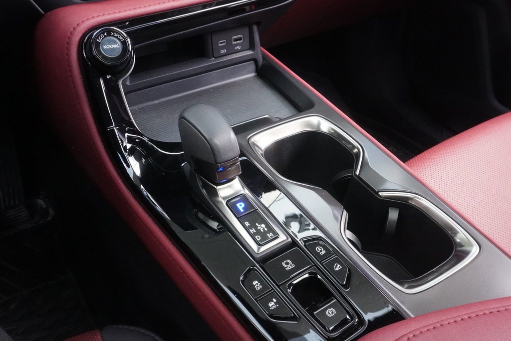2026 Lexus NX 350 PREMIUM|MOONROOF|H/V FRONT SEATS|CARPLAY in Ajax, Ontario at Lexus of Lakeridge - 5 - w1024h768px