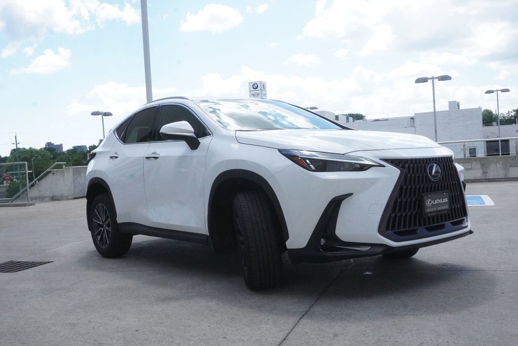 2026 Lexus NX 350 PREMIUM|MOONROOF|H/V FRONT SEATS|CARPLAY in Ajax, Ontario at Lexus of Lakeridge - 13 - w1024h768px