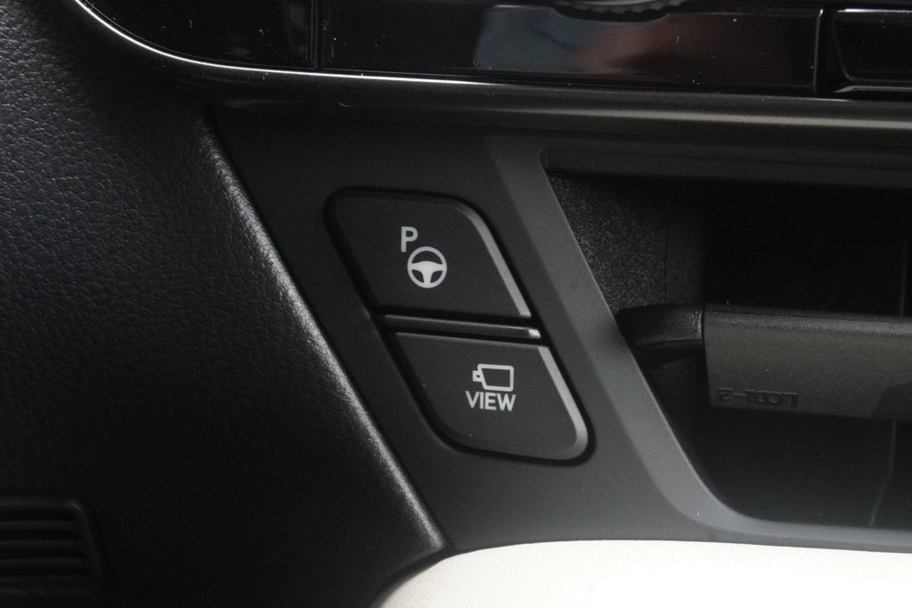 2026 Lexus NX 350h EXECUTIVE|M/LEVINSON|HUD|WIRELESS|CARPLAY in Ajax, Ontario at Lexus of Lakeridge - 9 - w1024h768px