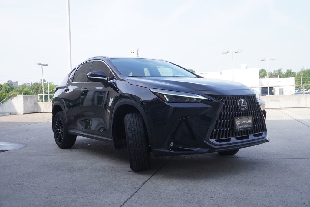 2022 Lexus NX 350h PREMIUM|MOONROOF|H/V FRONT SEATS|H/STEERING in Ajax, Ontario at Lakeridge Auto Gallery - 16 - w1024h768px