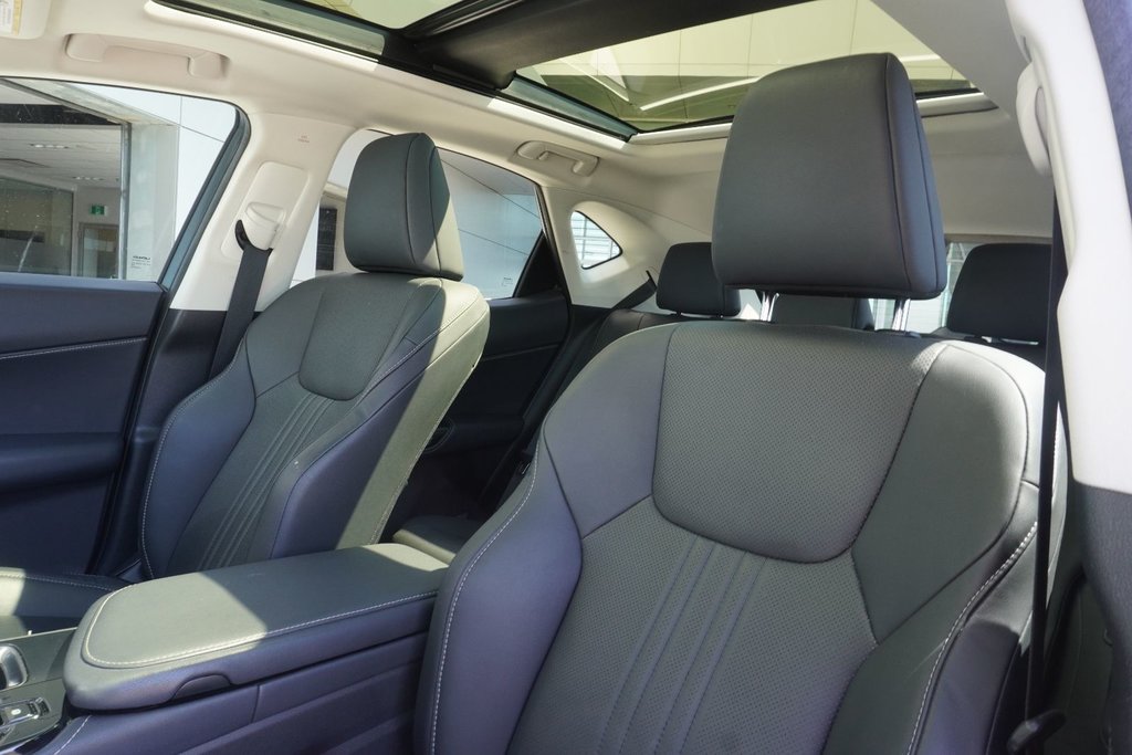 2022 Lexus NX 350h ULTRA LUXURY|14 DISPLAY|360 CAM|WIRELESS in Ajax, Ontario at Lakeridge Auto Gallery - 16 - w1024h768px