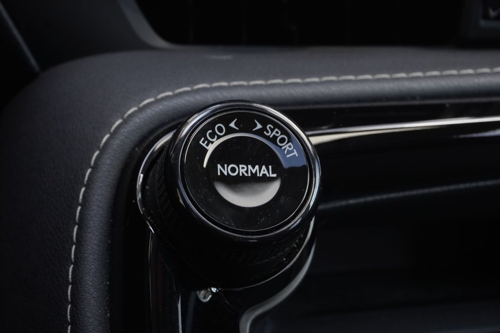2025 Lexus NX 350h PREMIUM|MOONROOF|AMBIENT|H/V FRONT SEATS in Ajax, Ontario at Lexus of Lakeridge - 6 - w1024h768px