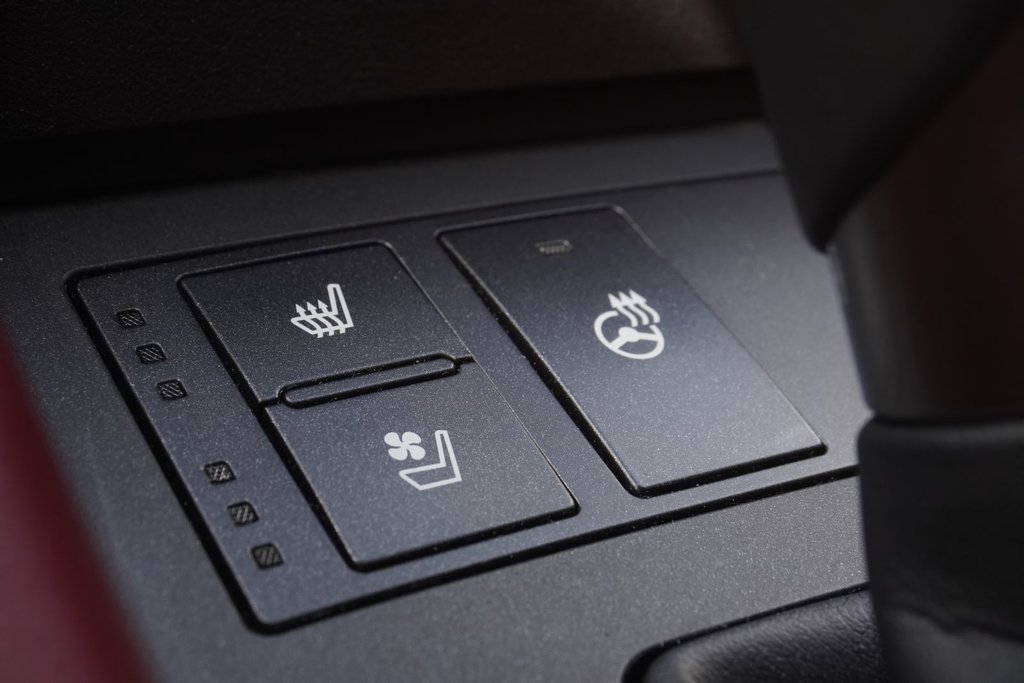 2022 Lexus RC 300 AWD PREMIUM|H/C SEATS|MOONROOF|BLINDSPOT in Ajax, Ontario at Lexus of Lakeridge - 10 - w1024h768px