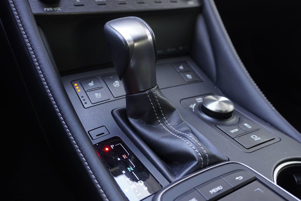 2022 Lexus RC 300 AWD PREMIUM|H/V FRONT SEATS|MOONROOF|H/STEERING in Ajax, Ontario at Lexus of Lakeridge - 10 - w1024h768px