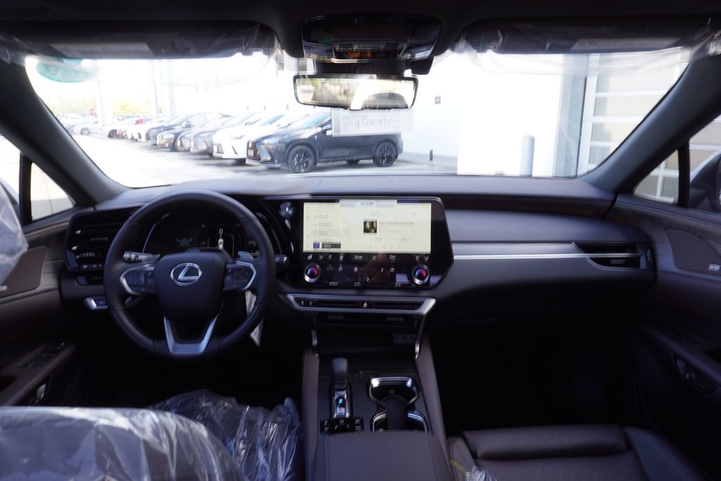 2025 Lexus RX 450h + EXECUTIVE in Ajax, Ontario at Lakeridge Auto Gallery - 16 - w1024h768px