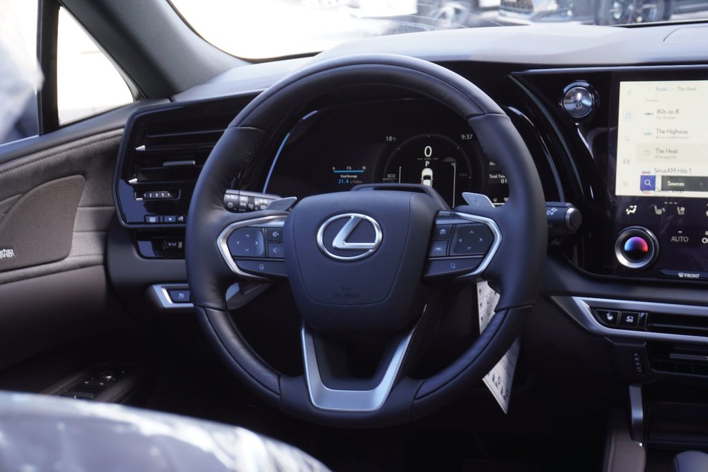 2025 Lexus RX 450h + EXECUTIVE in Ajax, Ontario at Lakeridge Auto Gallery - 17 - w1024h768px