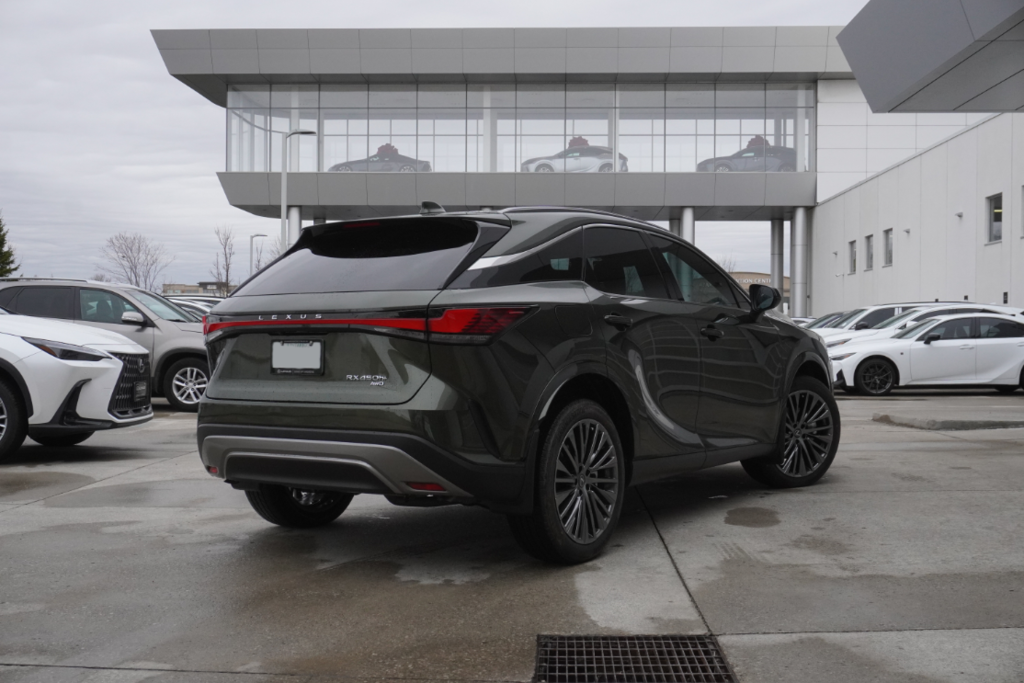 2026 Lexus RX 450h + ULTRA PREMIUM|H/V FRONT SEATS|MOONROOF|CARPLAY in Ajax, Ontario at Lexus of Lakeridge - 13 - w1024h768px