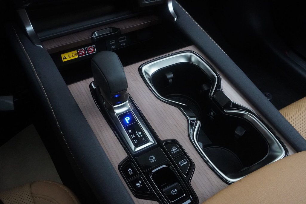 2026 Lexus RX 450h + ULTRA PREMIUM|H/V FRONT SEATS|MOONROOF|CARPLAY in Ajax, Ontario at Lexus of Lakeridge - 5 - w1024h768px