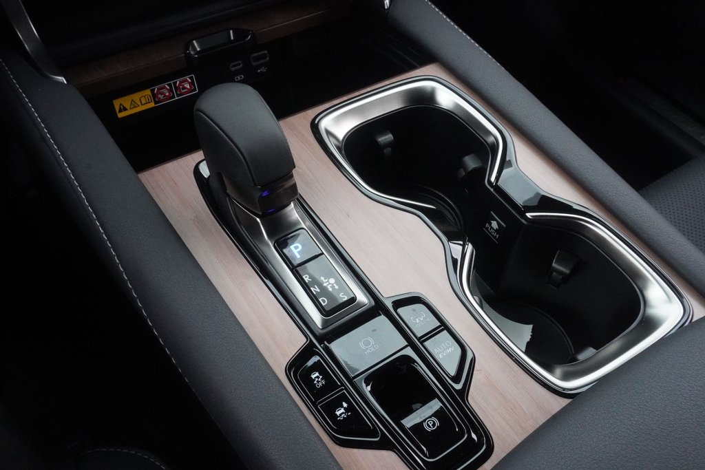 2026 Lexus RX 450h + ULTRA PREMIUM|H/V FRONT SEATS|MOONROOF|CARPLAY in Ajax, Ontario at Lexus of Lakeridge - 5 - w1024h768px