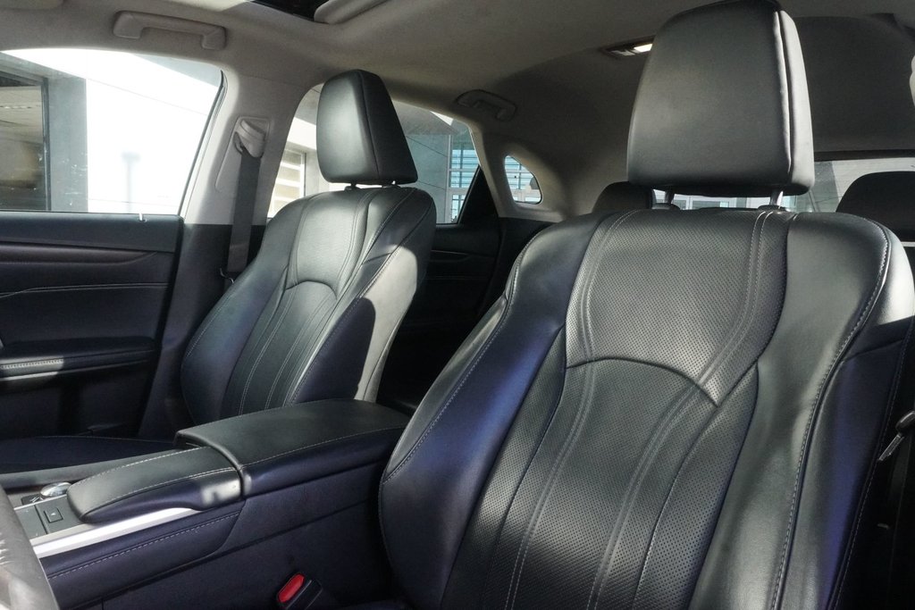 2022 Lexus RX 350 AWD PREMIUM|CARPLAY|H/V FRONT SEATS|MOONROOF in Ajax, Ontario at Lexus of Lakeridge - 8 - w1024h768px