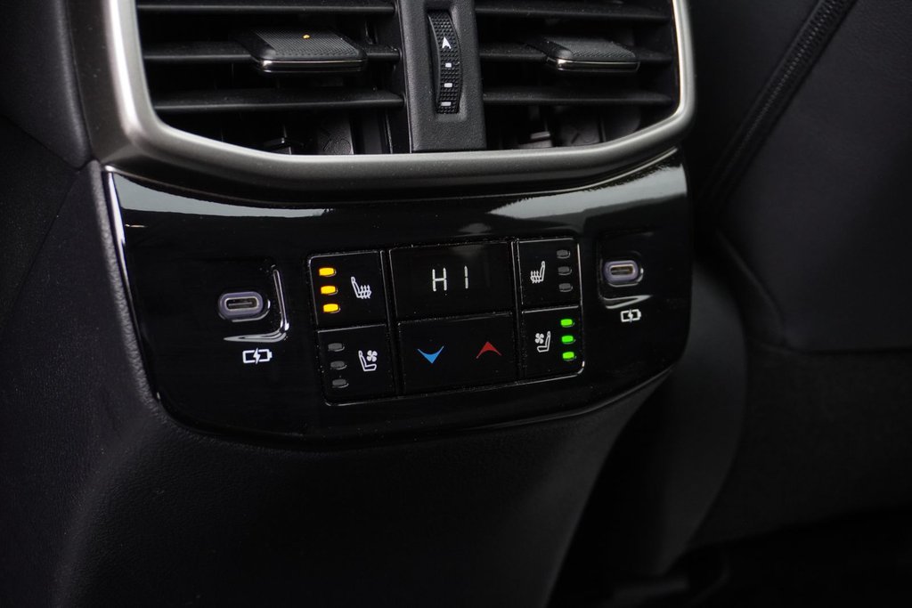 2023 Lexus RX 350 LUXURY|WIRELESS|14 DISPLAY|H/V FRONT SEATS in Ajax, Ontario at Lexus of Lakeridge - 9 - w1024h768px