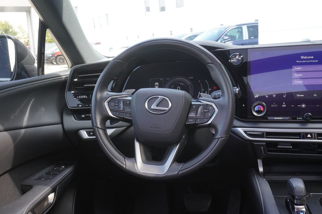 2024 Lexus RX 350h LUXURY|14 DISPLAY|WIRELESS|CARPLAY|PANORAMIC in Ajax, Ontario at Lakeridge Auto Gallery - 16 - w1024h768px