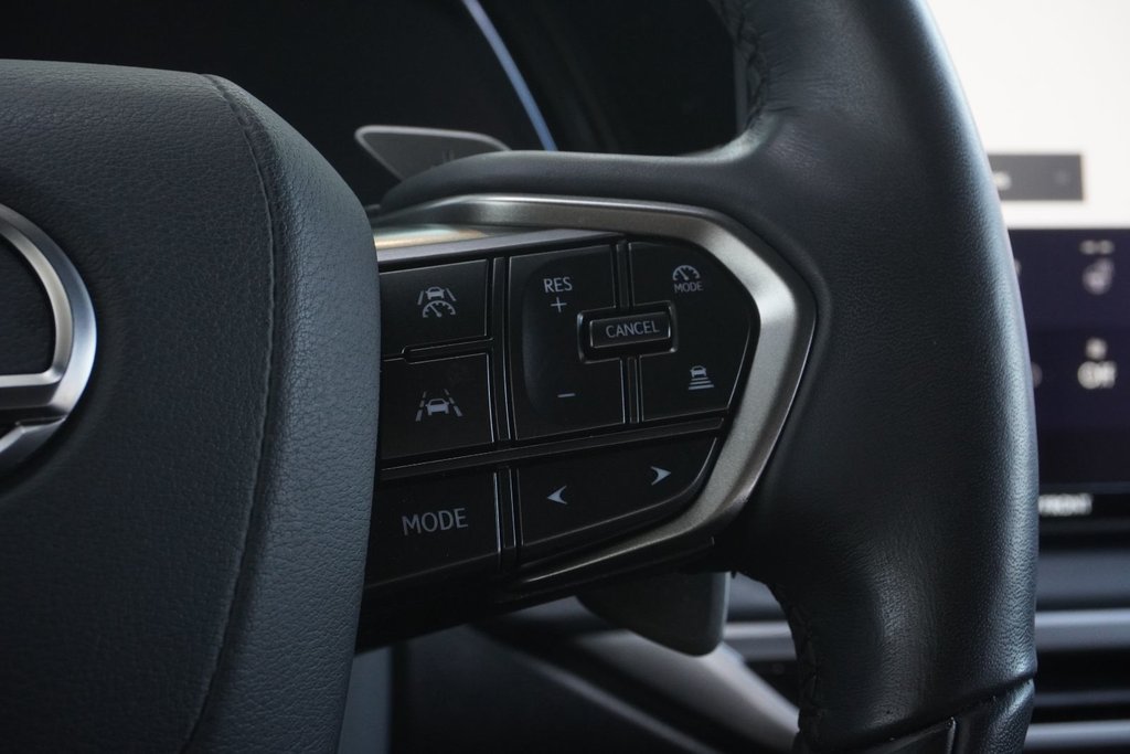 2024 Lexus RX 350h LUXURY|14 DISPLAY|WIRELESS|CARPLAY|PANORAMIC in Ajax, Ontario at Lakeridge Auto Gallery - 5 - w1024h768px